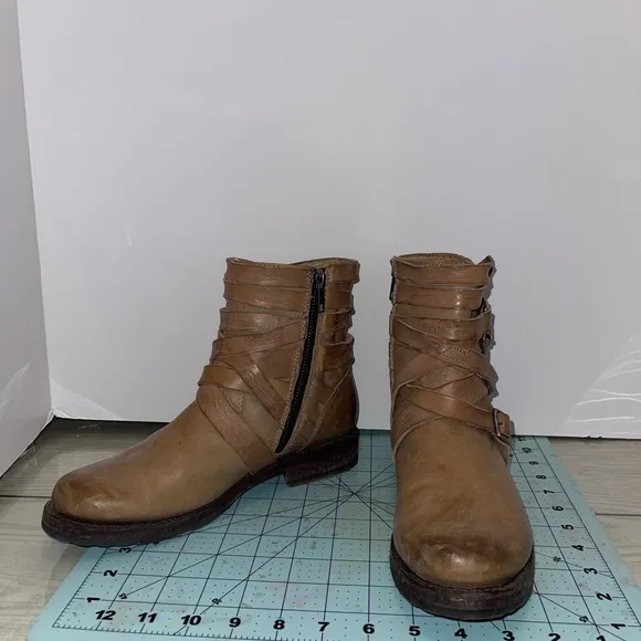 Brown Leather Buckle Boots