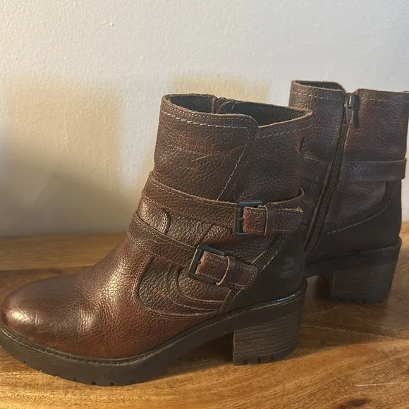 Bull Boxer Jade Brown Ankle Boats with Buckles
