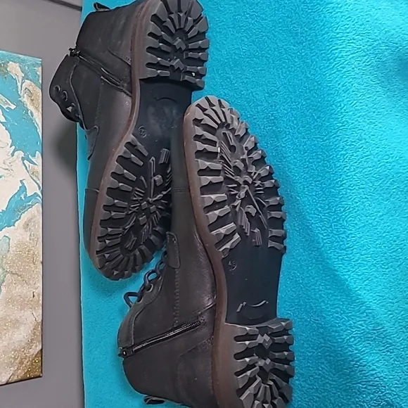 Bull Boxer Leather Boots