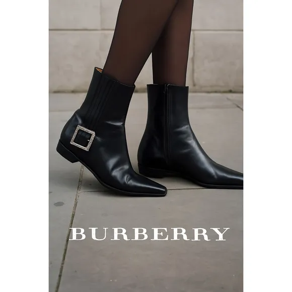 BURBERRY Black Leather Buckle Ankle Boots Made in Italy Point Toe Designer 35.5
