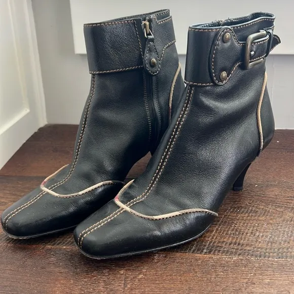 Burberry Heeled Boots