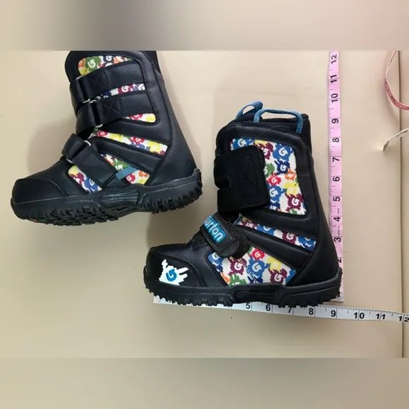 Burton Kids snowboarding boots- unisex