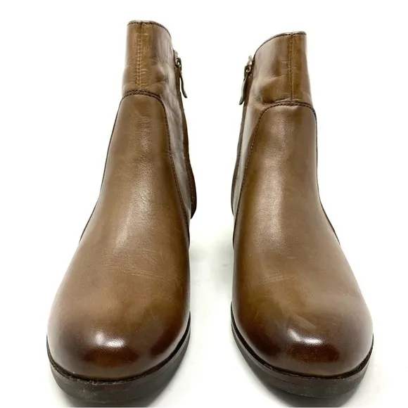Bussola New York Leather Ankle Block Heel Boots in Nevada Fossil