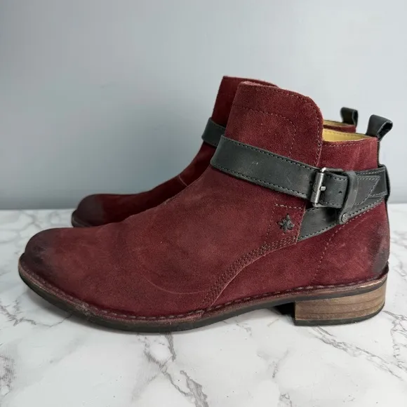 Bussola Women’s Harness Boots sz 9 (Euro 40) Suede Ankle #K362