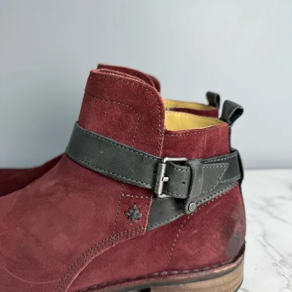 Bussola Women’s Harness Boots sz 9 (Euro 40) Suede Ankle #K362