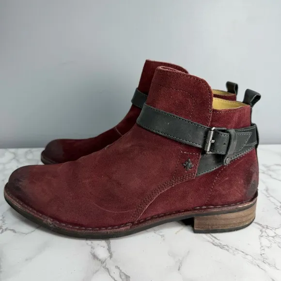 Bussola Women’s Harness Boots sz 9 (Euro 40) Suede Ankle #K362