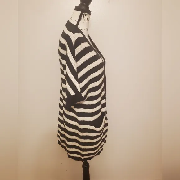 Cabi | Spring 2018 Whistler Black &amp; White Cardigan Sweater - Size: Small