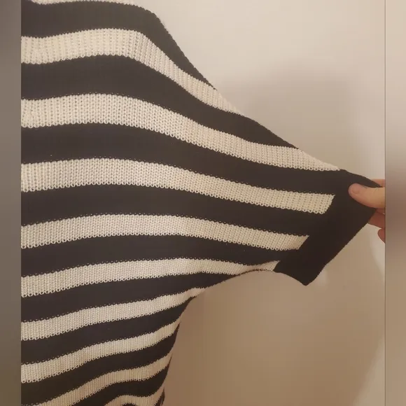 Cabi | Spring 2018 Whistler Black &amp; White Cardigan Sweater - Size: Small