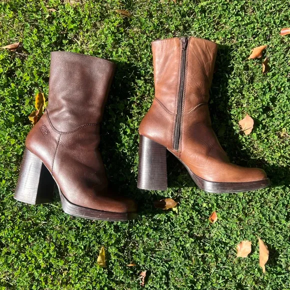 Candies 90s Y2K Chunky Funky Platform Boots Block Heel Boho Brown Sz 10 GUC READ