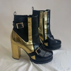 Cape Robbin Heeled Boot Black With Buckles &amp; Snakeskin Texture Size 8.5
