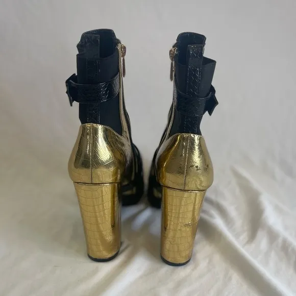 Cape Robbin Heeled Boot Black With Buckles &amp; Snakeskin Texture Size 8.5