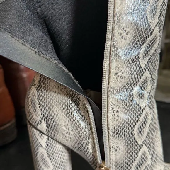 Cape Robbin Vegan Snake Print Ankle Boots – Size 6 – Chunky Heel Statement