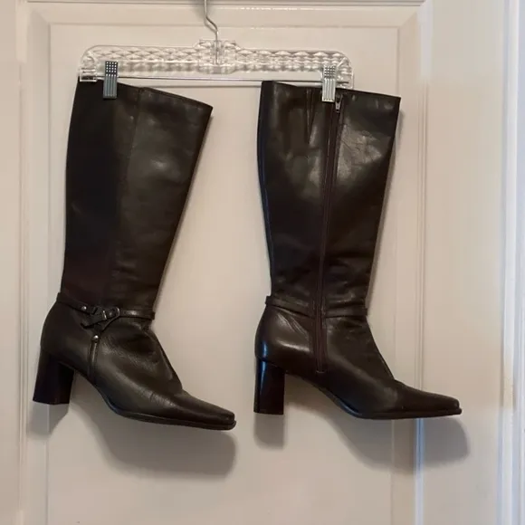 Caressa brown leather riding Boots Size 9.5” Medium