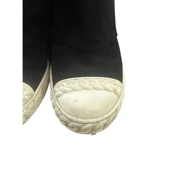 Cascadei Suede Ankle Boots Black/White Sz 7
