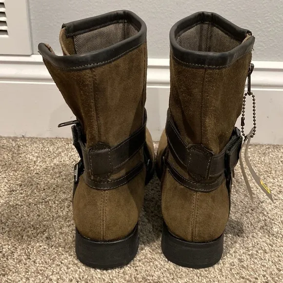 CAT Caterpillar Light Brown Suede Combat Ankle Boots - Size 7