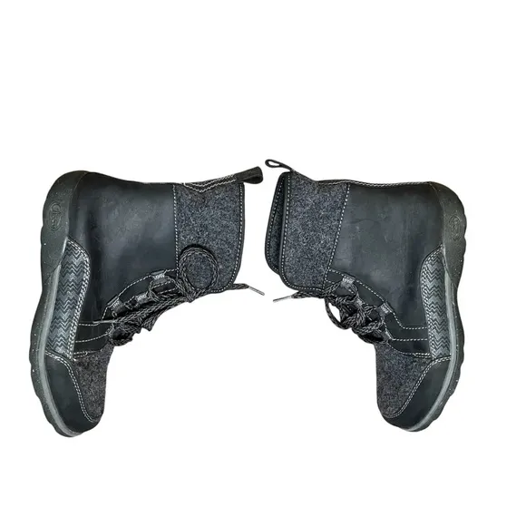 Chaco ‘Barbary’ Women’s Black Ankle Wool Fold Over Hiking/Walking Boots- SZ 8.5