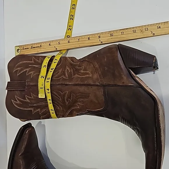 Charlie 1 horse Lucchese brown ladies leather western cowgirl boots Size 10