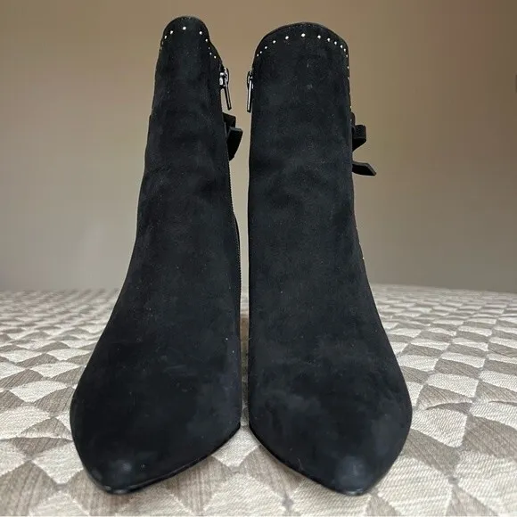 Chelsea &amp; Violet Miley Black Suede Block Heel Ankle Boots w/ Gold Rivets Sz 8.5