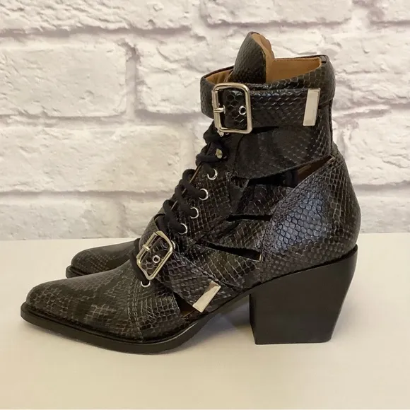 Chloe 10 (40) Rylee Snakeskin Leather Women’s Ankle Boots Booties Gray Black
