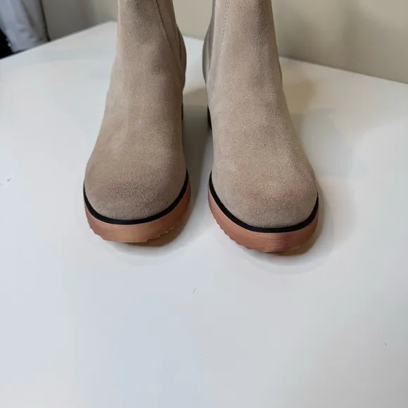 CHOCOLAT BLU MARCY BOOTS size 9.5 NWOT