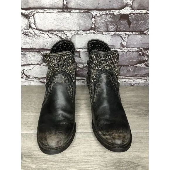 Circle G by Corral Black Leather Cut Out Distressed Heel Ankle Boots Women 9.5M