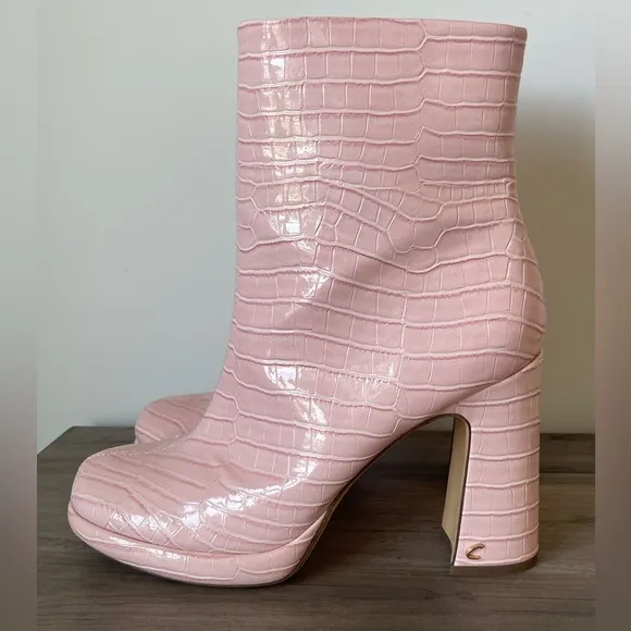 Circus by Sam Edelman Freddie Platform Croc-Embossed Ankle Boots Light Pink - 10