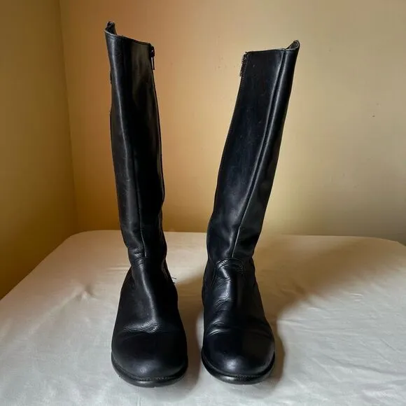 Clarks Black Leather Knee High Riding Boots Round Toe Zip Up Women's 7