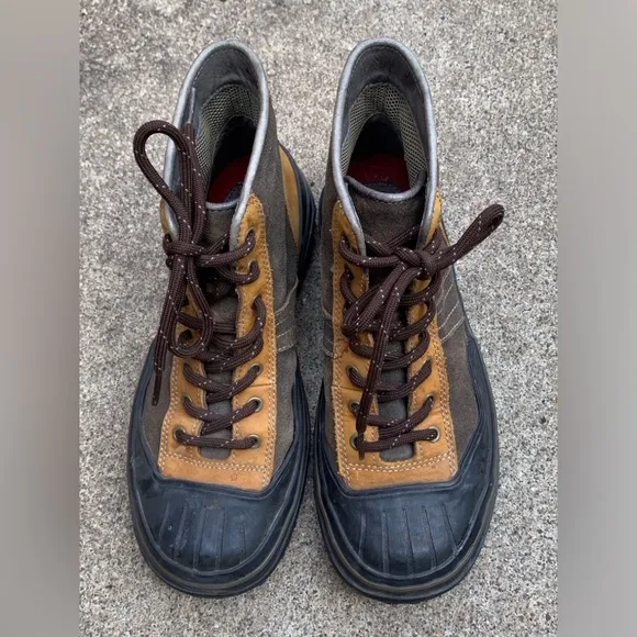 Clarks Brown and Black Lace Up Boots Durable Design