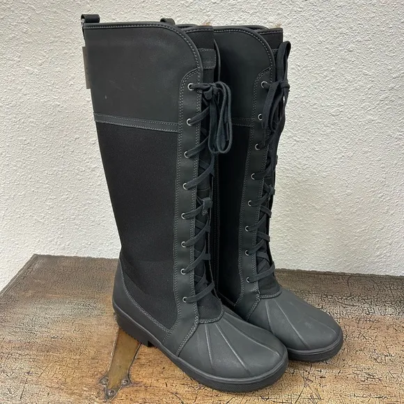 Clark’s Carina Pluma Black Fur Lined Snow Boots