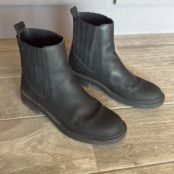 Clarks Chelsea boots