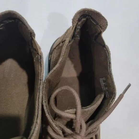 Clarks Class Nikki Boots Size 6 M