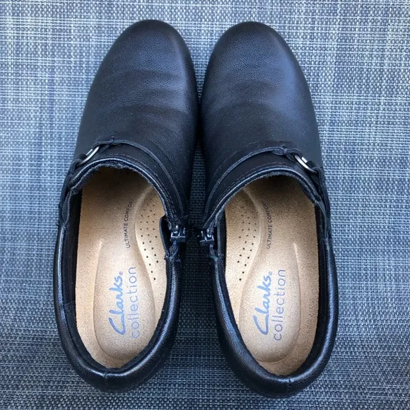 Clarks Emily 2 Erin Pump Leather Black Ankle Boots Chunky Heel women’s size 5.5