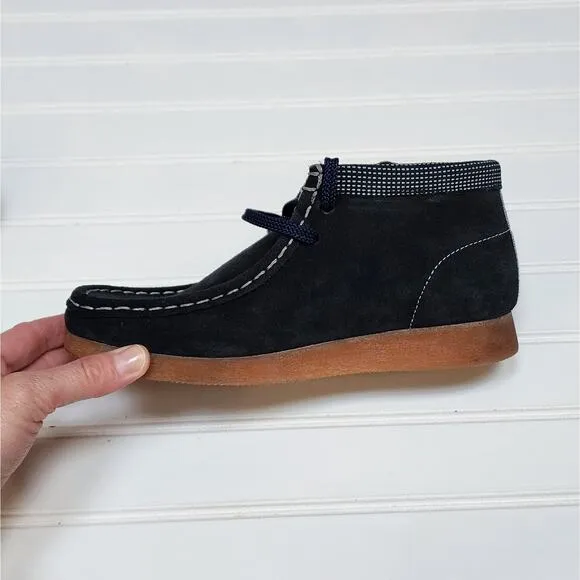 Clarks Kids Wallabee Navy Suede Boots