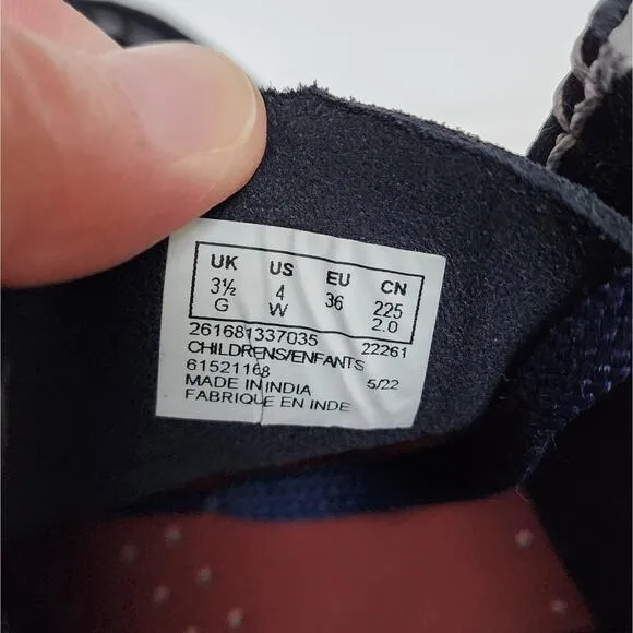 Clarks Kids Wallabee Navy Suede Boots