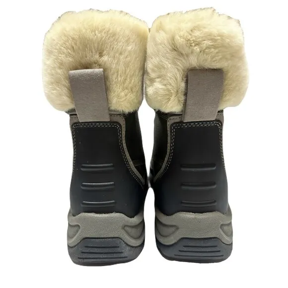 Clarks Mazlyn Arctic Winter Duck Boots EUC Womens 9.5 Pewter Silver Worn Once
