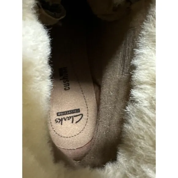 Clarks Mazlyn Arctic Winter Duck Boots EUC Womens 9.5 Pewter Silver Worn Once