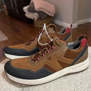 CLARKS MENS WELLMAN TRAIL AP WATERPROOF HIKING BOOTS IN DARK TAN, SIZE 12 NEW