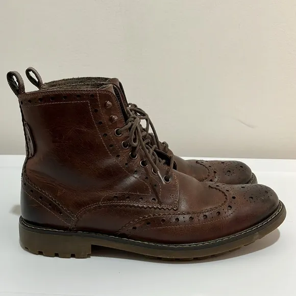 Clarks Montacute Lord Brogue Wing Tip Boots Men’s Size 9.5 Dark Brown