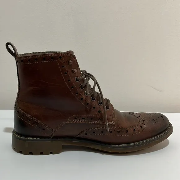 Clarks Montacute Lord Brogue Wing Tip Boots Men’s Size 9.5 Dark Brown