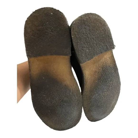 CLARKS ~ Originals Desert Boot Brown Suede Chukkas  Crepe Sole size US 9 M
