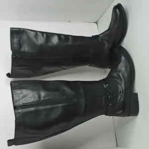 Clarks- Plaza Impress- Leather Riding Boots   size 9