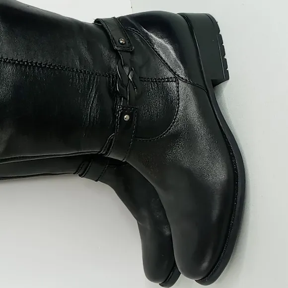 Clarks- Plaza Impress- Leather Riding Boots   size 9