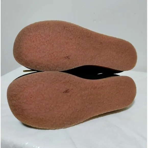 Clarks Pokeman Unisex Wallabee Mist Suede Boots Kids 10