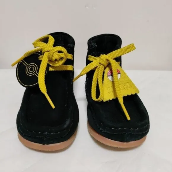 Clarks Pokeman Unisex Wallabee Mist Suede Boots Kids 10