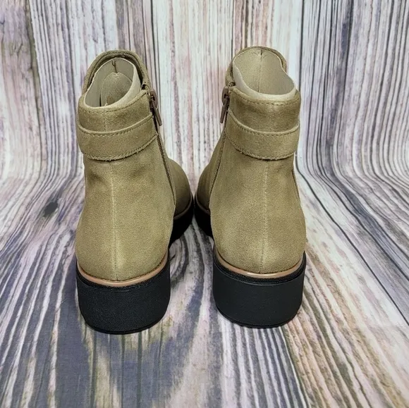 Clarks Sharon Spring Taupe Suede Bootie New Size 10