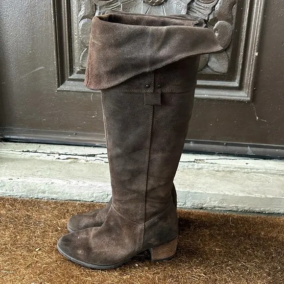 Clarks Suede Knee High Boots With Foldover Detail Sz 8 Bohemian Fall Chic
