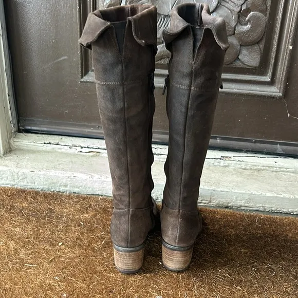Clarks Suede Knee High Boots With Foldover Detail Sz 8 Bohemian Fall Chic