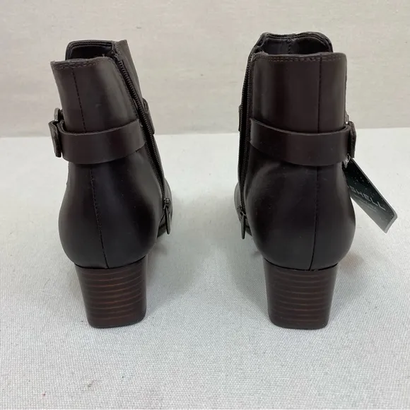 Clarks UN Damson Brown Leather Ankle Boots