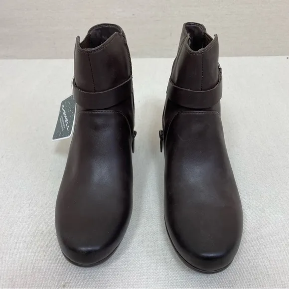 Clarks UN Damson Brown Leather Ankle Boots