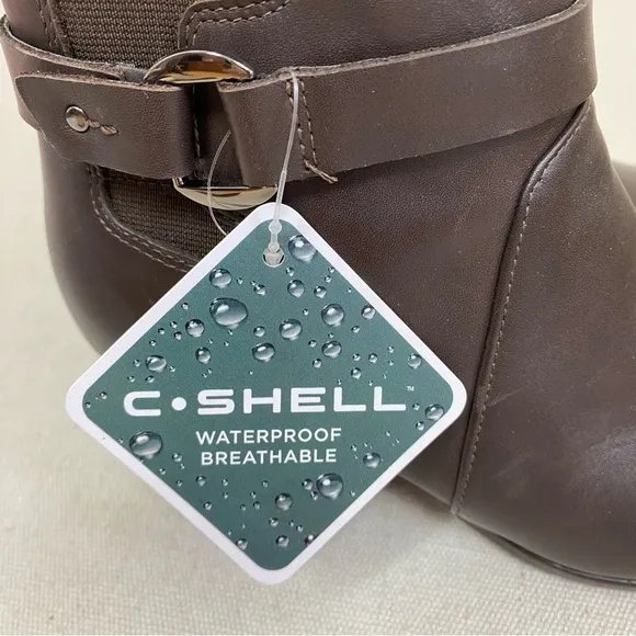Clarks UN Damson Brown Leather Ankle Boots